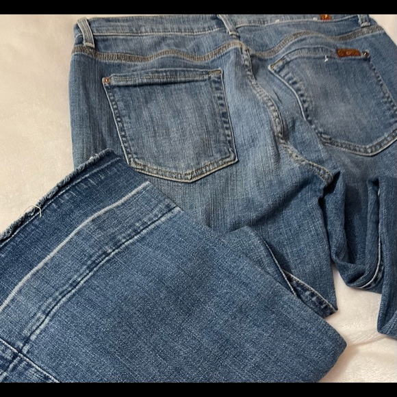 Hardly worn flared Seven for all mankind jeans - Picture 3 of 11